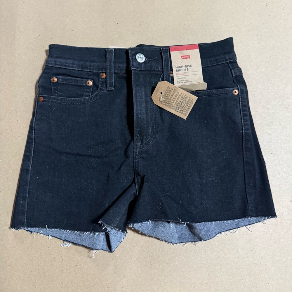 Levi High Rise Denim Shorts, new with tags!